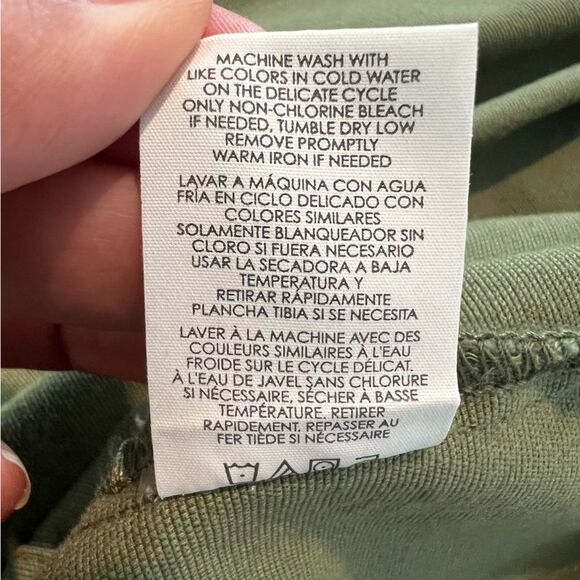 Cabi Explorer Utility Vest in Olive Green Style# 5101 Size Medium Full Zip - Picture 14 of 15